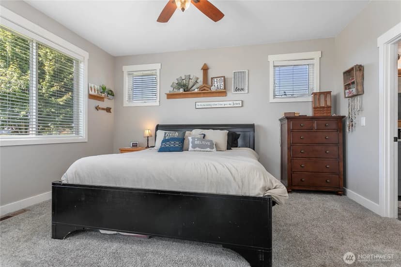 Property photo for 1792 Bradley Road, Lynden photo 20