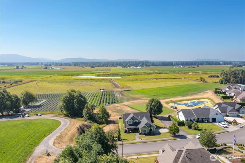 Property photo for 1792 Bradley Road, Lynden photo 39