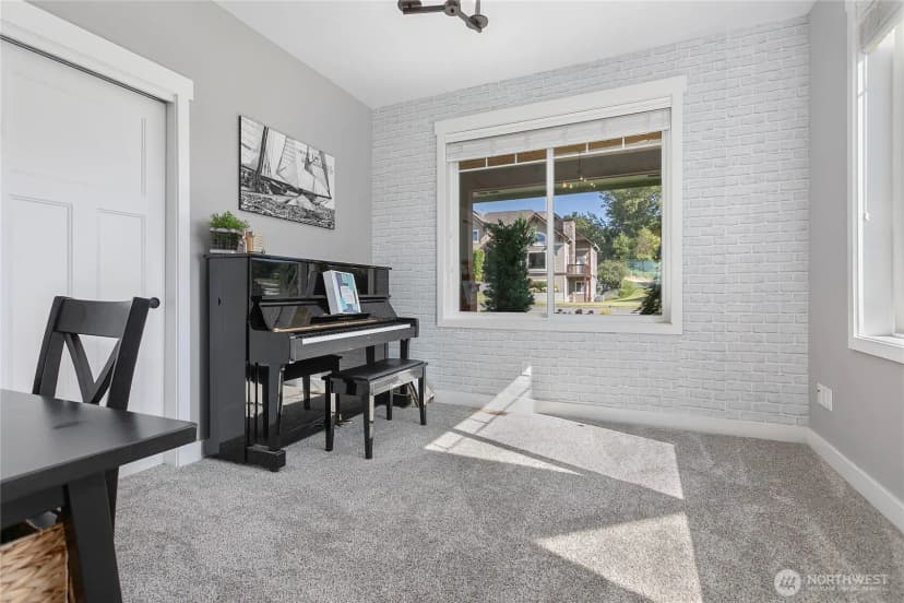 Property photo for 1792 Bradley Road, Lynden photo 17
