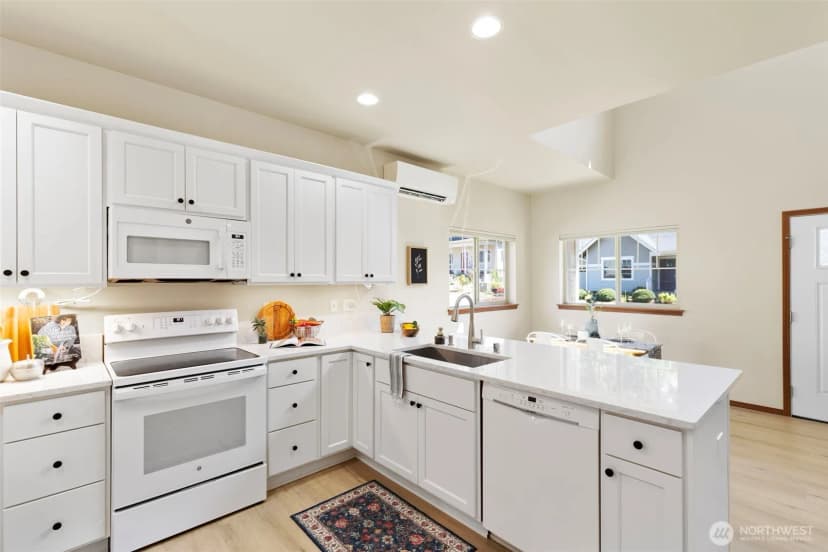 Property photo for 25879 Arklow Place Ne, Kingston photo 11