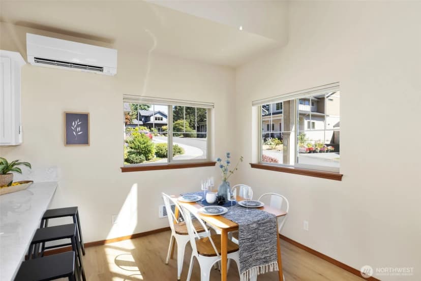 Property photo for 25879 Arklow Place Ne, Kingston photo 8