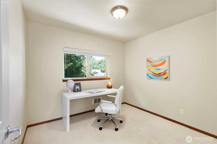 Property photo for 25879 Arklow Place Ne, Kingston photo 21