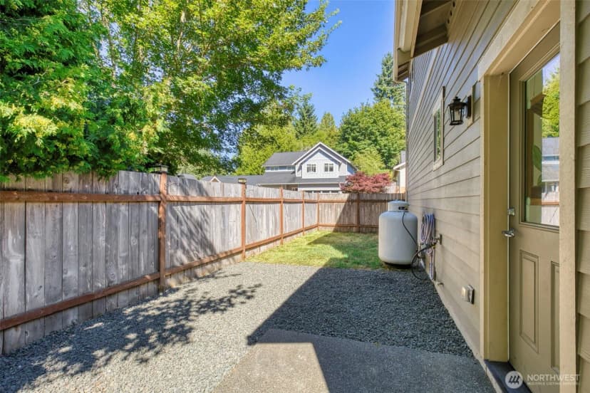Property photo for 25879 Arklow Place Ne, Kingston photo 26