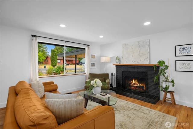 Property photo for 2115 N 192nd Street, Shoreline photo 4