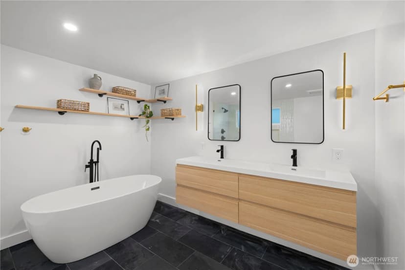 Property photo for 2115 N 192nd Street, Shoreline photo 23
