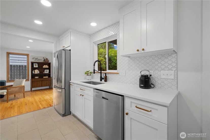 Property photo for 2115 N 192nd Street, Shoreline photo 8