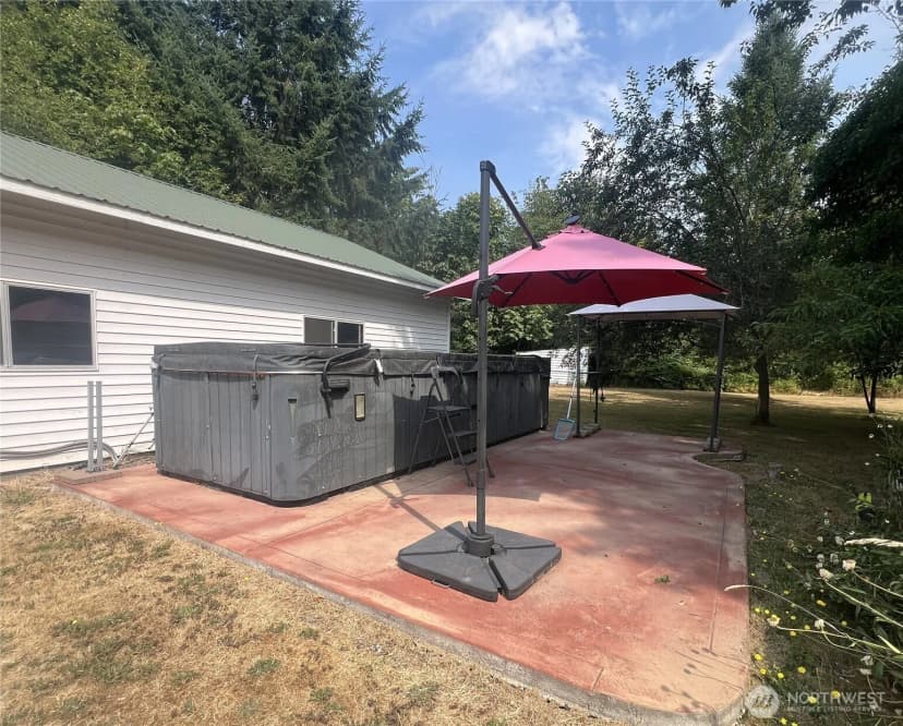 Property photo for 135 Apling Drive, Toledo photo 32