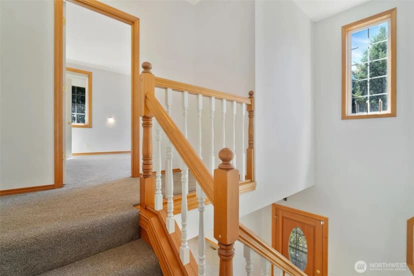 Property photo for 135 Apling Drive, Toledo photo 17