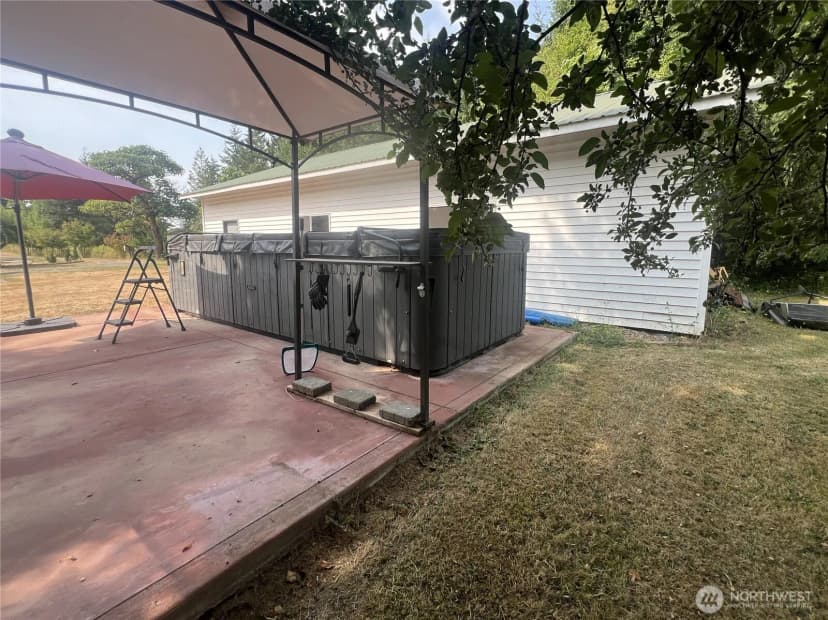 Property photo for 135 Apling Drive, Toledo photo 33
