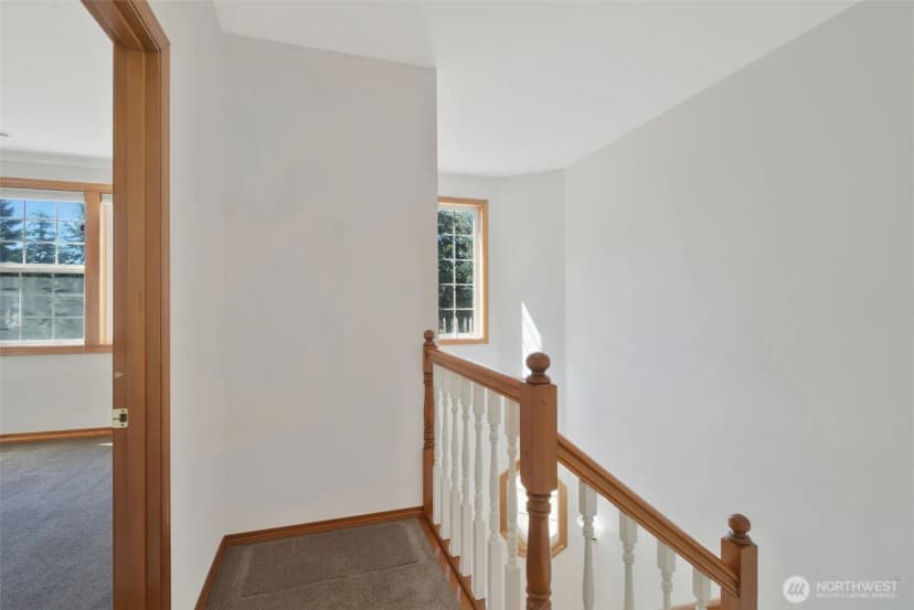 Property photo for 135 Apling Drive, Toledo photo 18