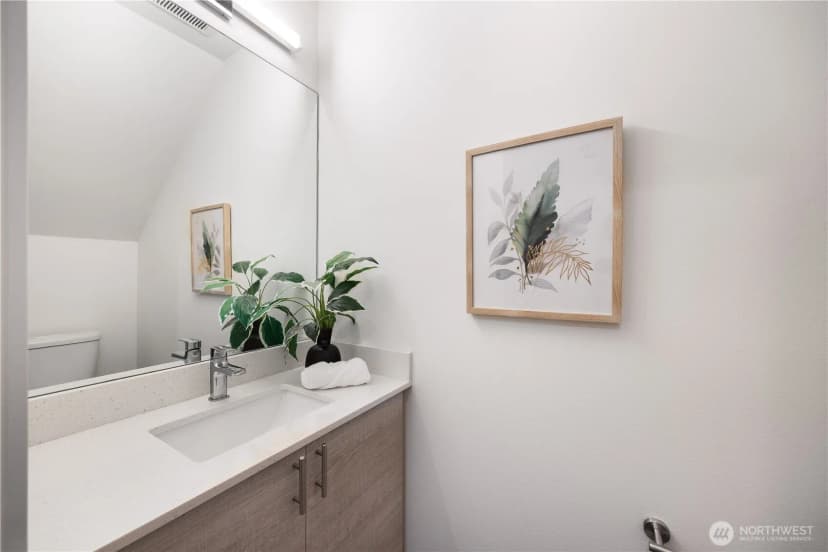 Property photo for 521 Nw 70th Street, Seattle photo 12