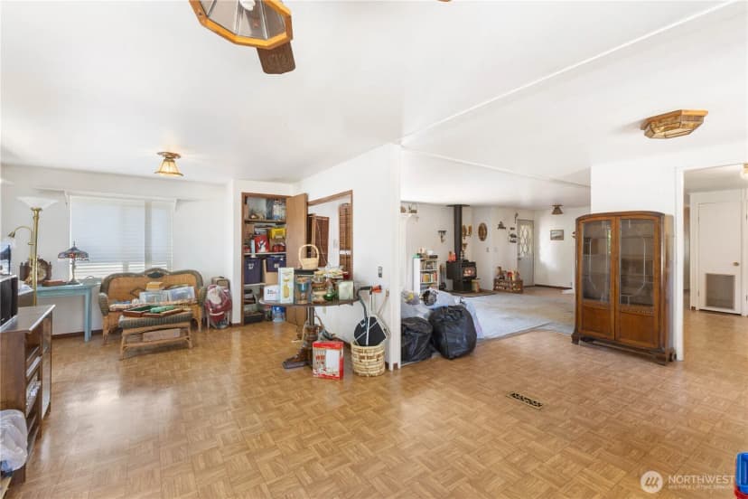 Property photo for 6102 257th Street E, Graham photo 6