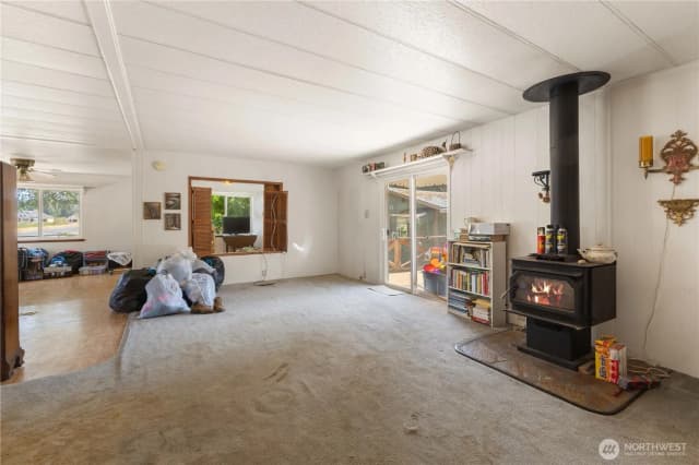 Property photo for 6102 257th Street E, Graham photo 4