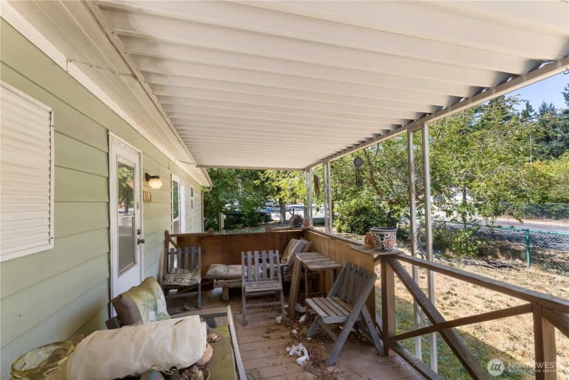 Property photo for 6102 257th Street E, Graham photo 18