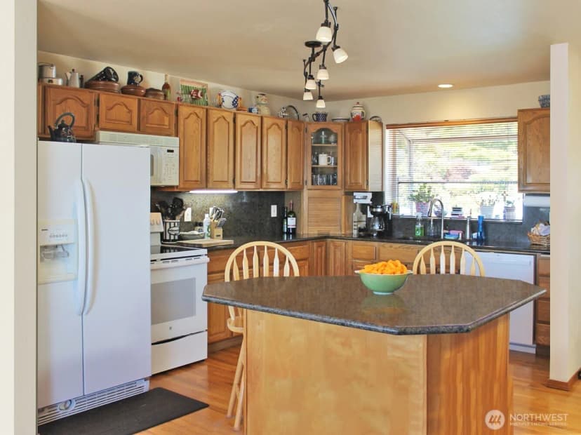 Property photo for 7549 E Alki View Court, Port Orchard photo 10