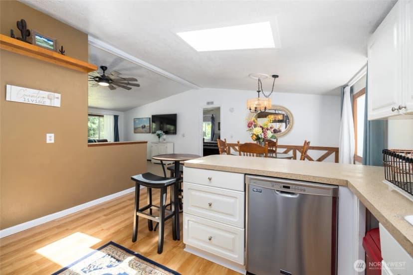 Property photo for 20758 Hartry Lane, Sedro Woolley photo 15