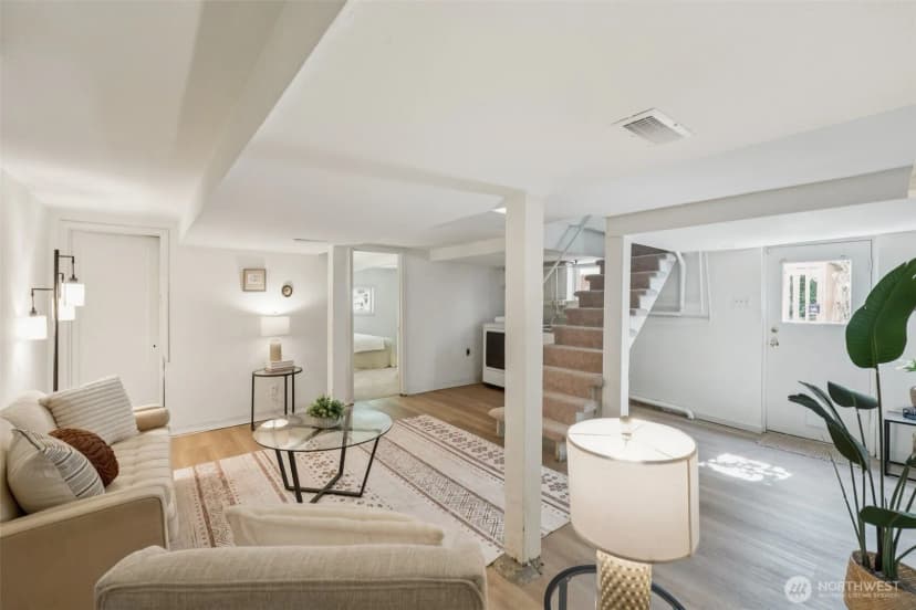 Property photo for 12635 Beacon Avenue S, Seattle photo 18