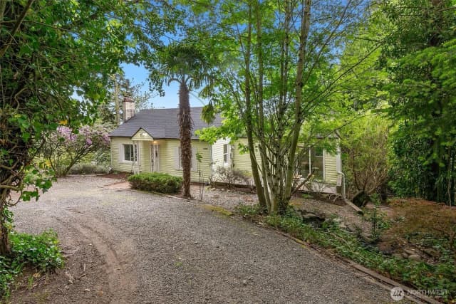 Property photo for 12635 Beacon Avenue S, Seattle