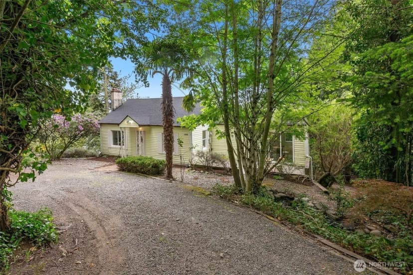 Property photo for 12635 Beacon Avenue S, Seattle