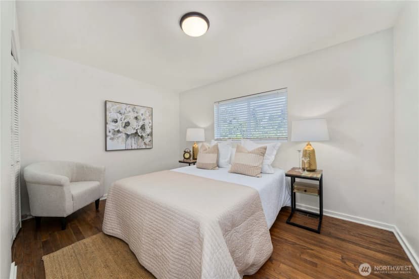 Property photo for 2209 Ne 9th Street, Renton photo 5