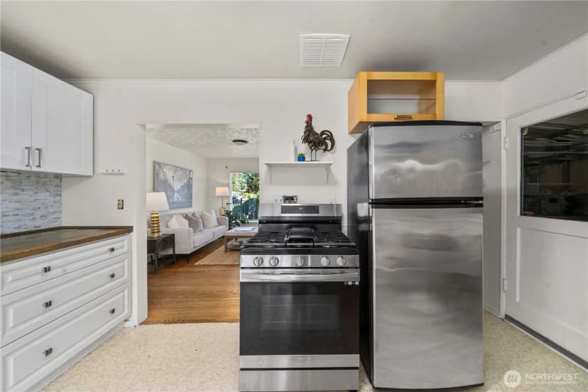 Property photo for 2209 Ne 9th Street, Renton photo 10