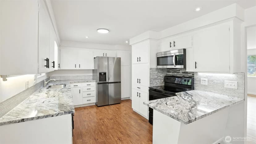 Property photo for 11404 Se 180th Place, Renton photo 11