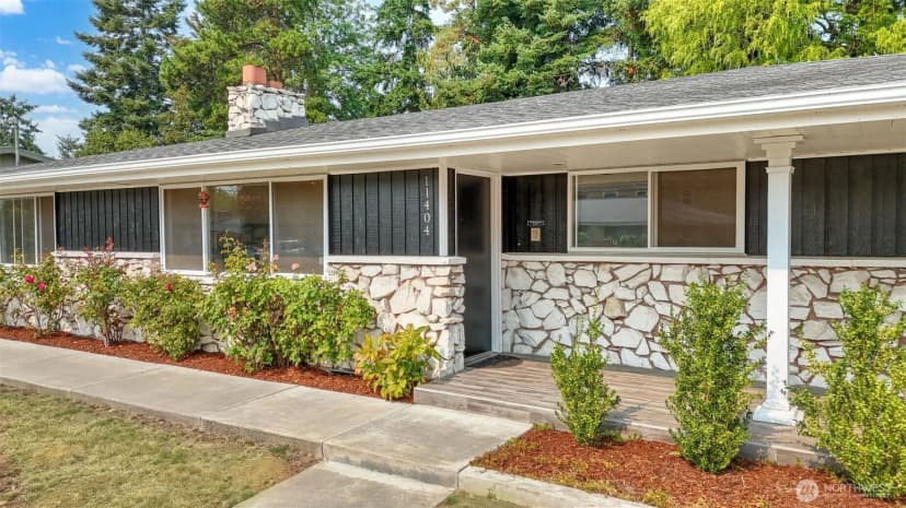 Property photo for 11404 Se 180th Place, Renton photo 2