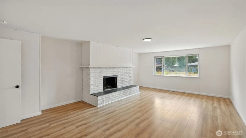 Property photo for 11404 Se 180th Place, Renton photo 25