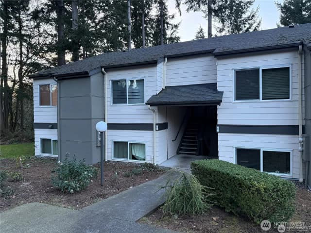 Property photo for 31500 33rd Place Sw #u101, Federal Way photo 2