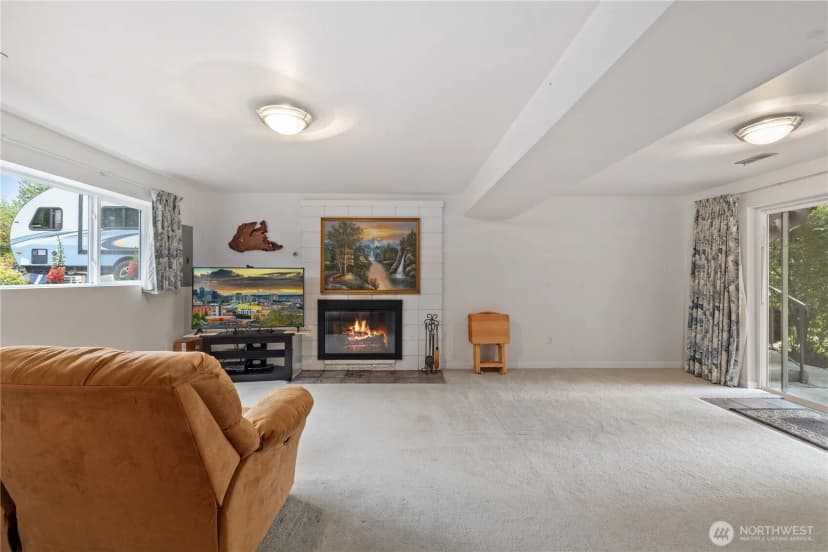 Property photo for 1224 170th Avenue Ne, Bellevue photo 22
