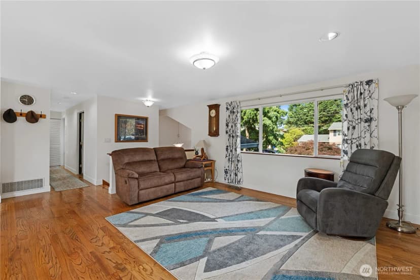 Property photo for 1224 170th Avenue Ne, Bellevue photo 14