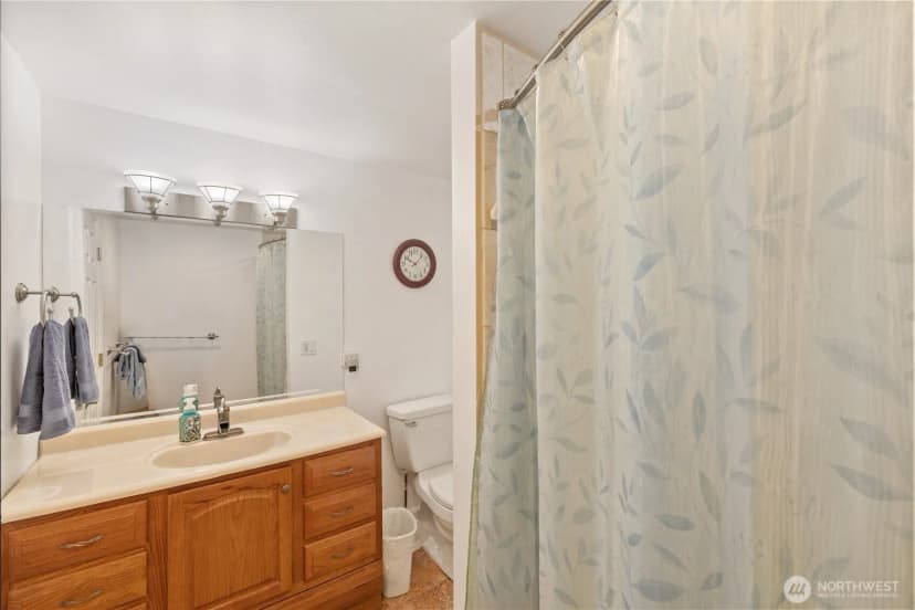 Property photo for 1224 170th Avenue Ne, Bellevue photo 17