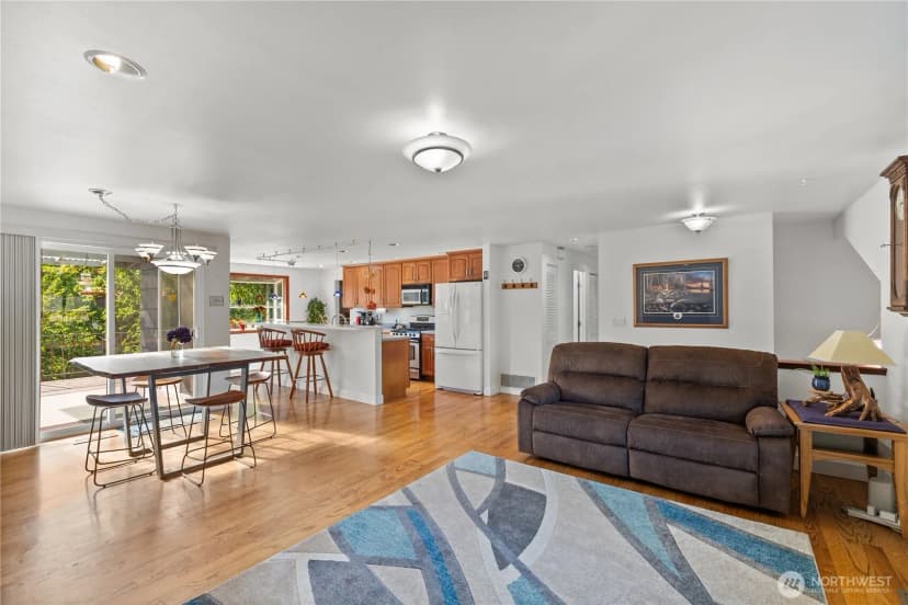 Property photo for 1224 170th Avenue Ne, Bellevue photo 10
