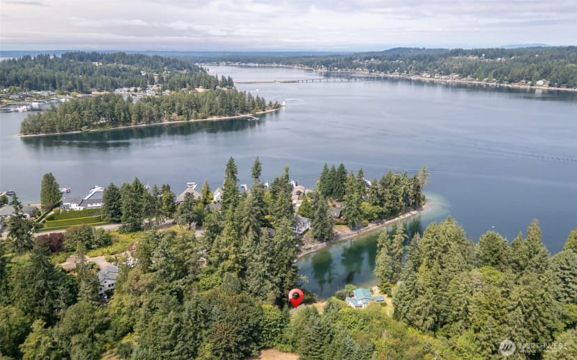 Property photo for 408 7th Avenue, Fox Island photo 26