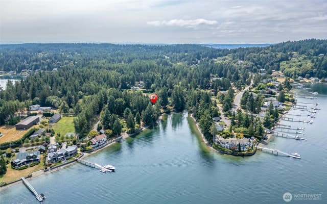 Property photo for 408 7th Avenue, Fox Island