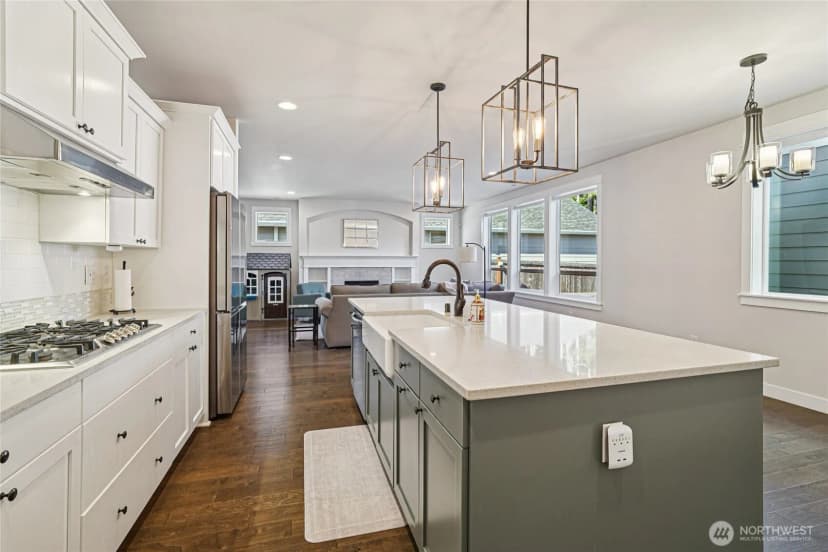 Property photo for 3307 69th Avenue Ct W, University Place photo 6