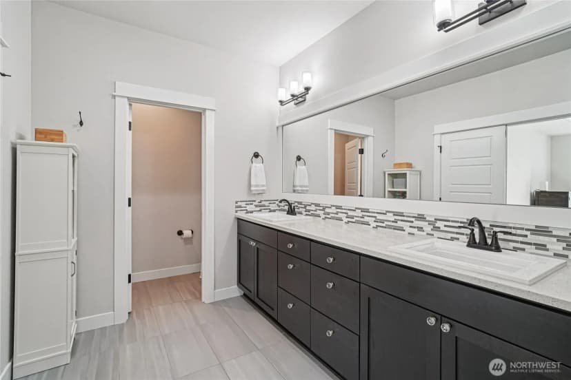 Property photo for 3307 69th Avenue Ct W, University Place photo 20