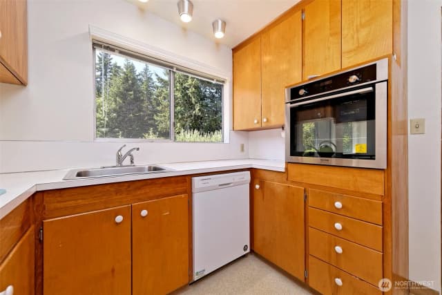 Property photo for 1205 W Harvard Avenue, Shelton photo 5