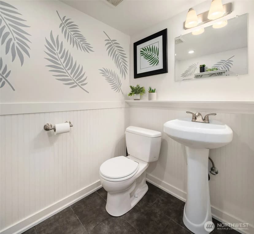 Property photo for 6040 49th Avenue Sw, Seattle photo 23
