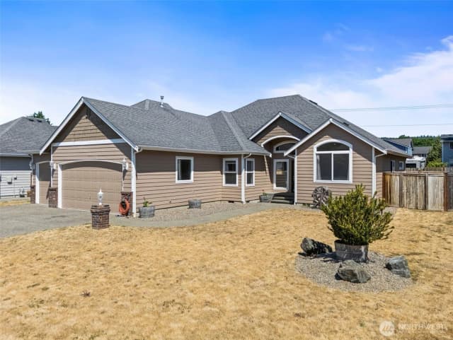 Property photo for 14715 146th Avenue E, Orting photo 2