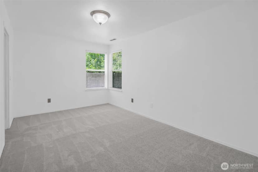 Property photo for 26702 110th Avenue Se, Kent photo 23