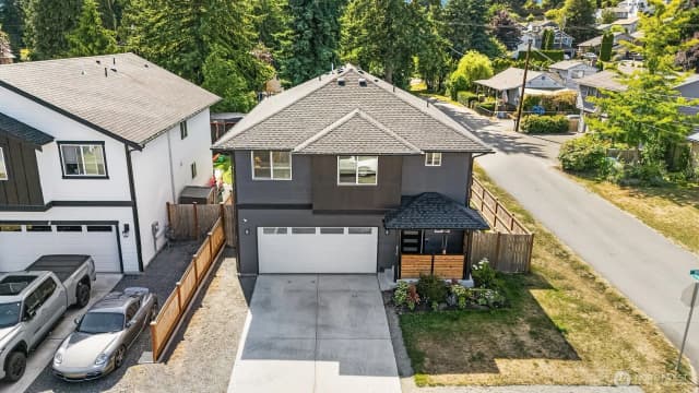 Property photo for 830 Mill Avenue, Snohomish photo 2