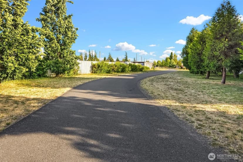 Property photo for 830 Mill Avenue, Snohomish photo 36