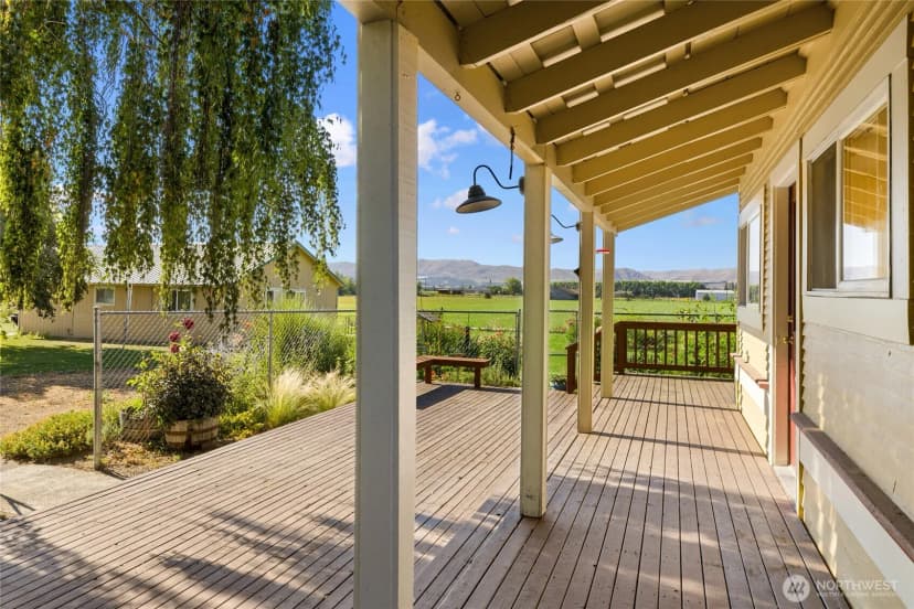 Property photo for 2520 No 6 Road, Ellensburg photo 7