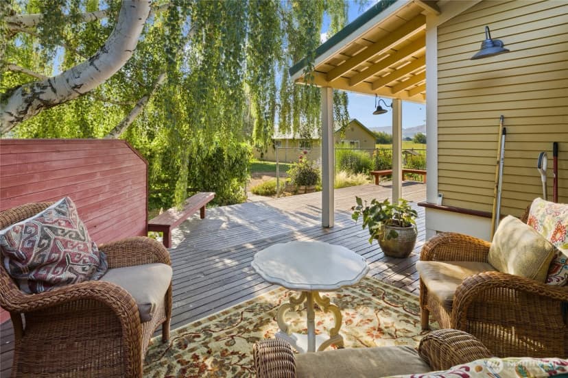 Property photo for 2520 No 6 Road, Ellensburg photo 6