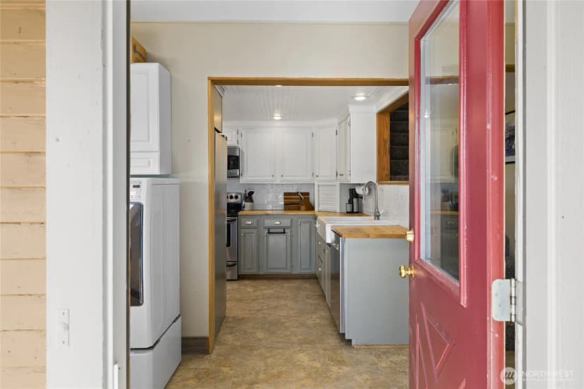 Property photo for 2520 No 6 Road, Ellensburg photo 8