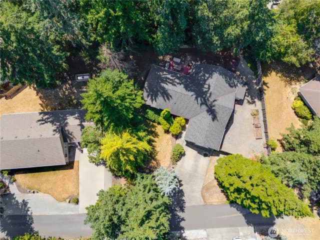 Property photo for 399 Tilingit Place, La Conner
