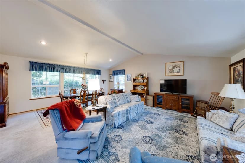 Property photo for 399 Tilingit Place, La Conner photo 6