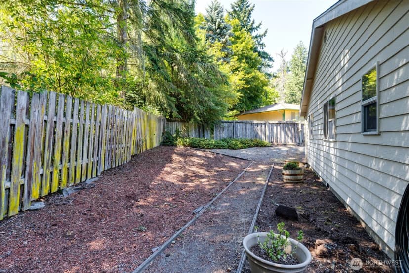 Property photo for 399 Tilingit Place, La Conner photo 32