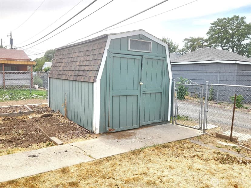 Property photo for 129 F Street Ne, Ephrata photo 14